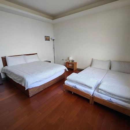 Migratory Birds Hotel Toucheng Bagian luar foto